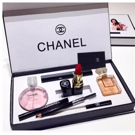 chanel bedeltjes|Chanel cosmetics for women.